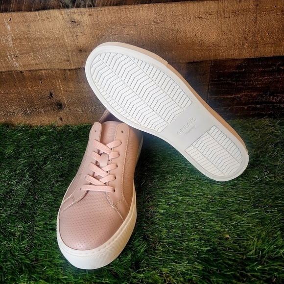 New GREATS Royale Perforated W - Picture 8 of 13